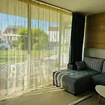 Apolonia - Boutique Family Apartment *
