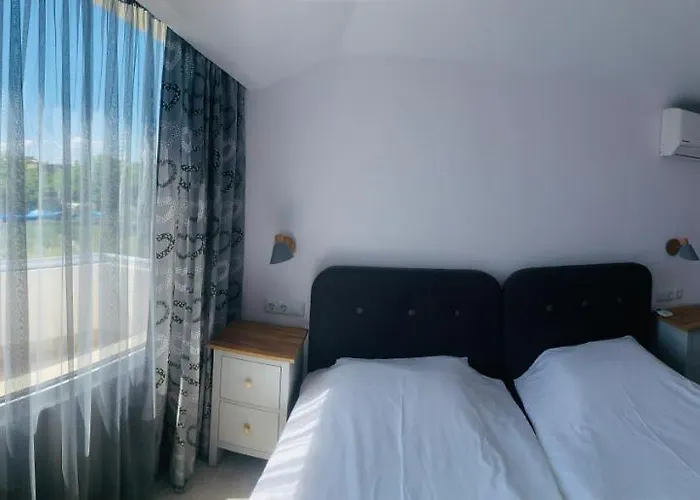 Apolonia - Boutique Family * Sozopol