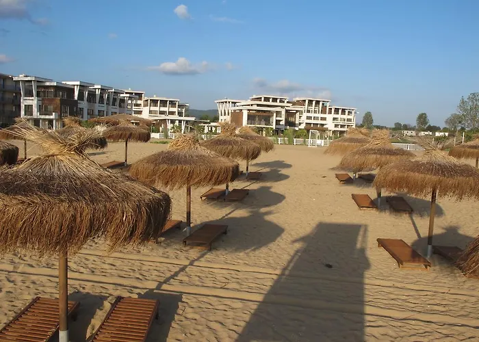 Apolonia - Boutique Family Apartment Sozopol