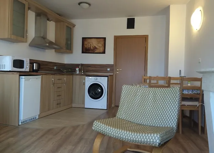 Apolonia - Boutique Family