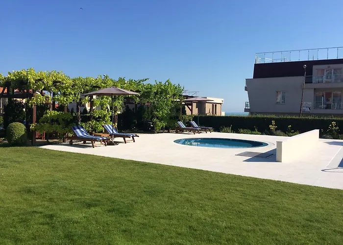 Apolonia - Boutique Family Apartment Sozopol