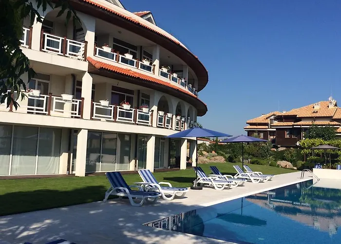 Apolonia - Boutique Family