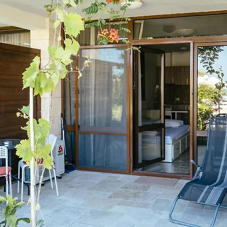 Apartment Apolonia *