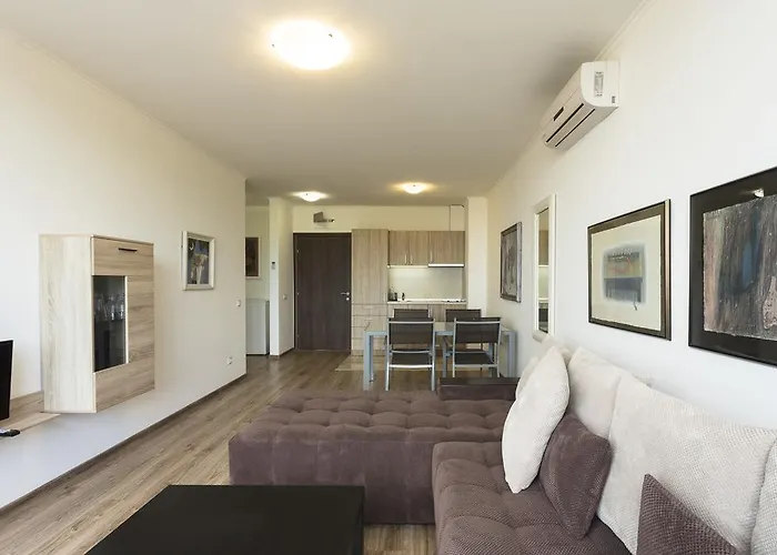 Apolonia - Boutique Family סוזופול